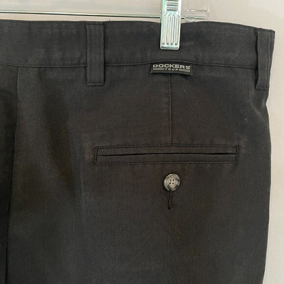 Dockers Tour Men's Polyester Blend Bermuda Shorts in Black Size 38 Waist Golf - Picture 6 of 10